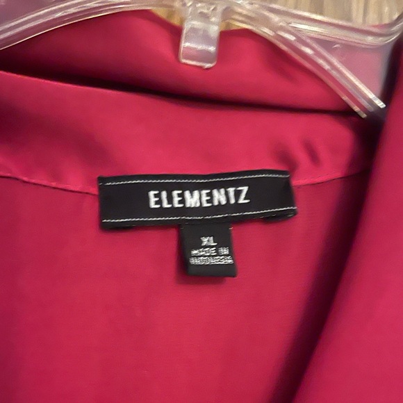 Elementz sleeveless blouse satin dark red size XL great condition tie vneck - Picture 2 of 2
